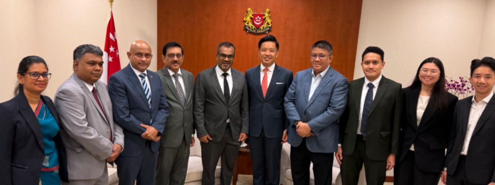 Fernando Holds Talks with Singapore Ministers
